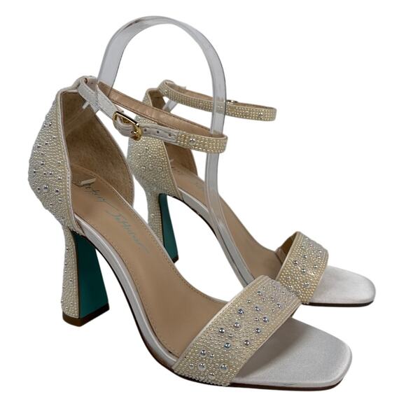 Betsey Johnson Sandals Dani Pearl Womens 7.5 M  Ivory Spool Heel Ankle Buckle - Picture 3 of 11